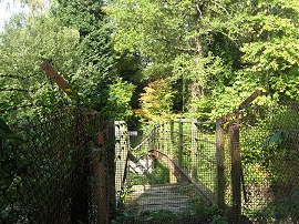 The old bridge over the railwayl